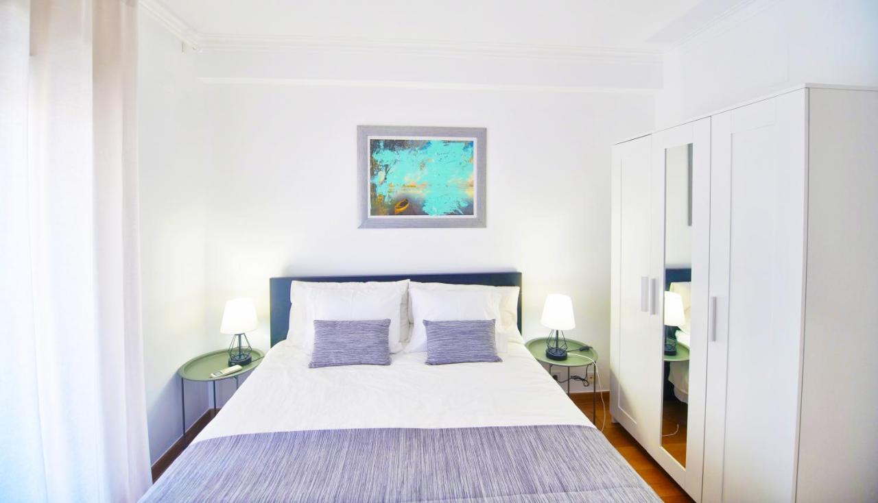 Happy Holiday Cascais - Parede Apartment Exterior photo